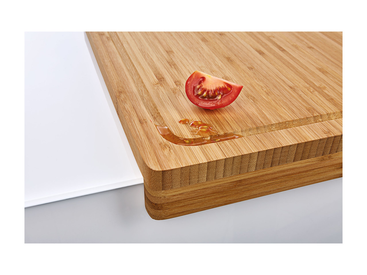 Ernesto Large Bamboo Chopping Board1
