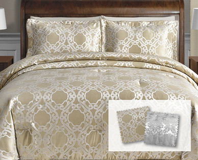 Huntington HomeLuxury 4-Piece Comforter Set