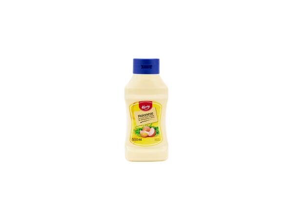 Mayonnaise squeeze