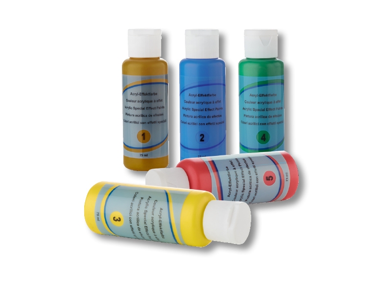 Assortiment de peintures