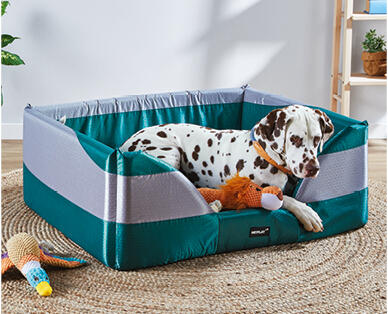 Self-Heating Dog Bed