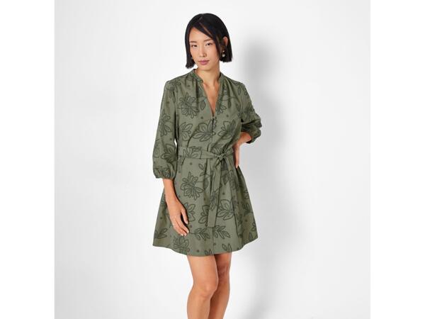 Ladies' dress