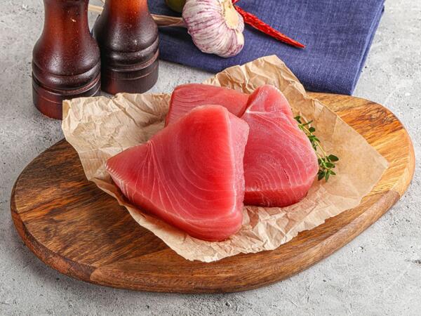 Yellowfin tuna steaks