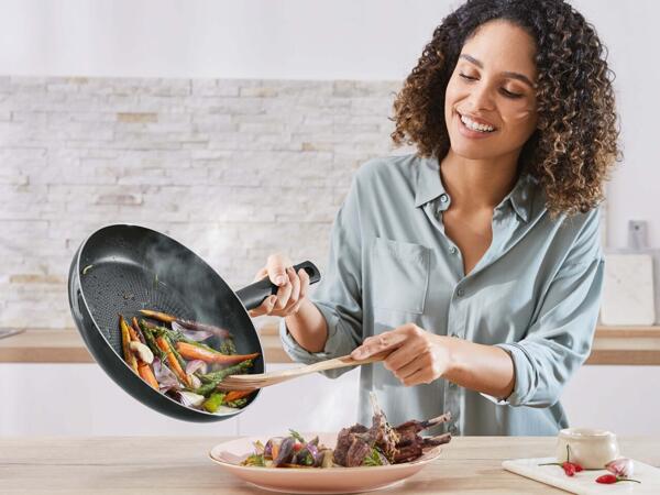 Tefal Resistal Ceramic Stone Pan