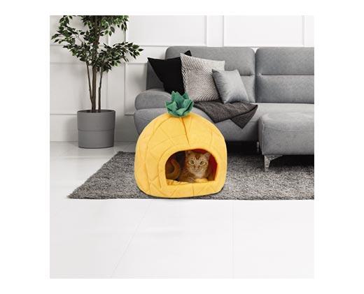 Heart to Tail 
 Pet Character Bed