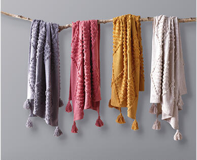 Tufted Throw
