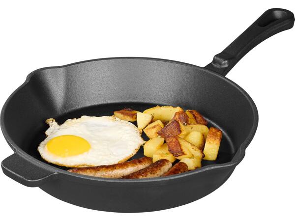 Cast iron grill pan or frying pan