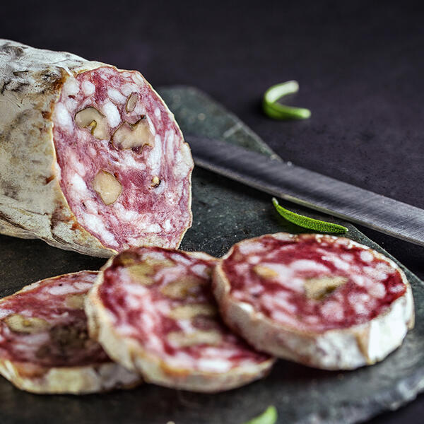 Walnuss-/ Haselnuss-Salami