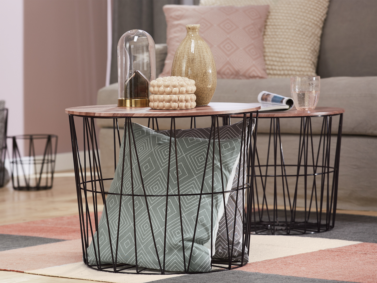 Table d'appoint avec corbeille, 4 pièces