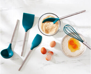 Assorted Utensils