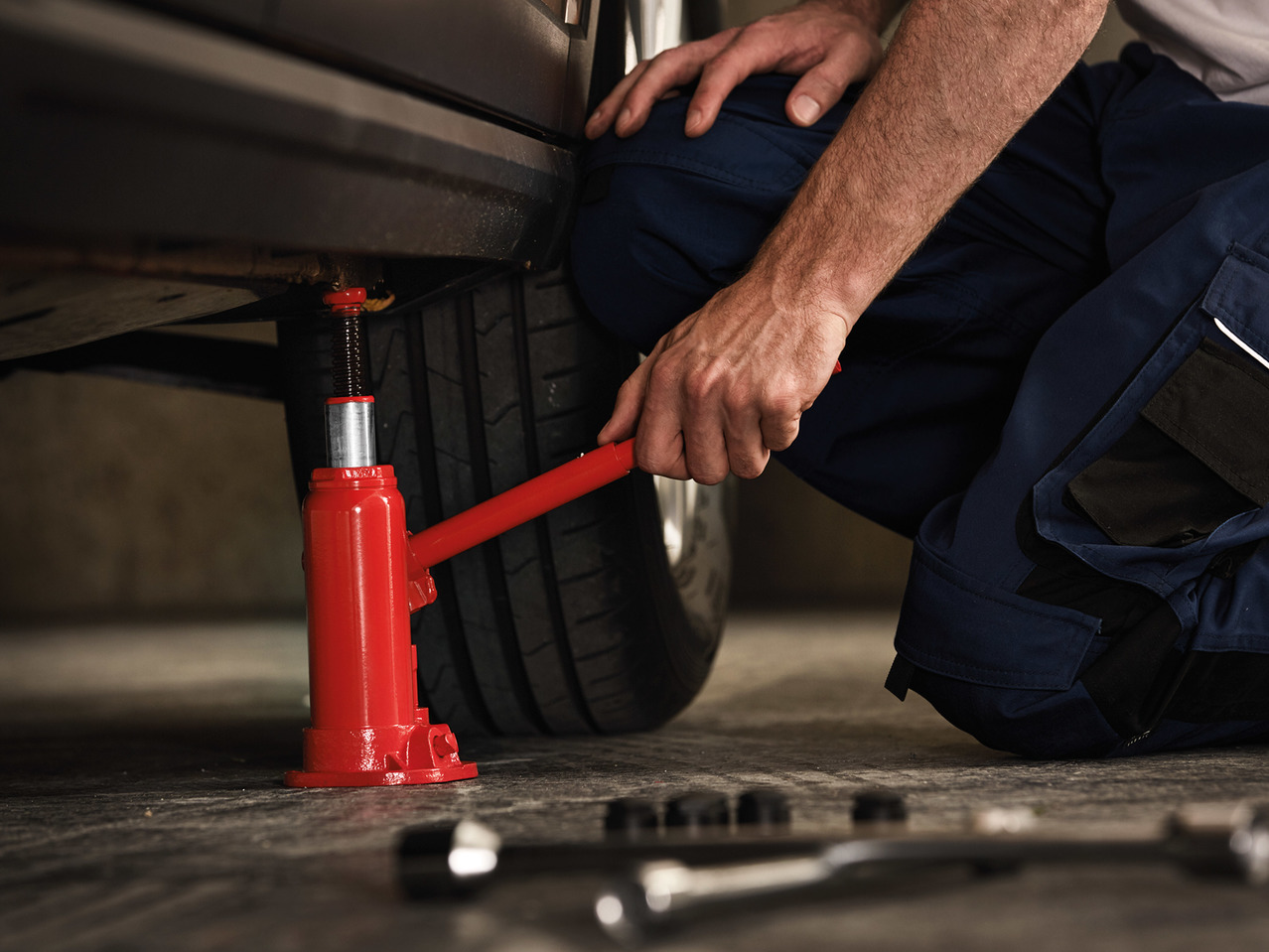 Ultimate Speed Hydraulic Bottle Jack1