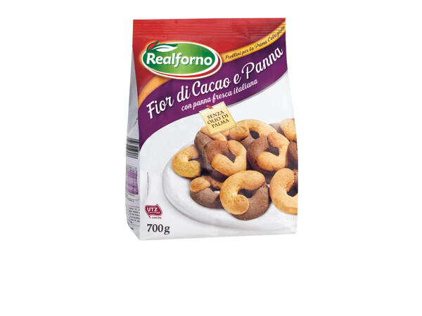 Biscuits with Cocoa and Cream