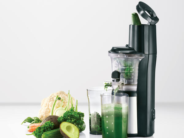 Slow-Juicer