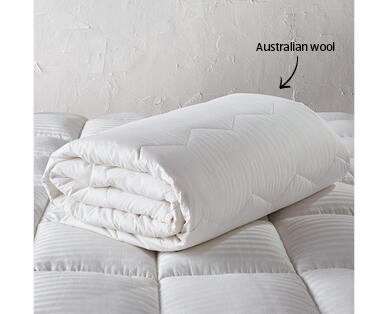 Summer Weight Australian Wool Cotton Quilt – King Size