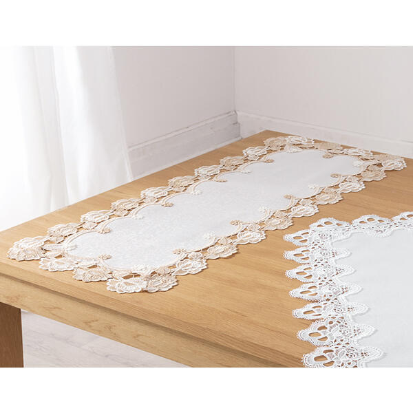 Tischwäsche mit Spitze