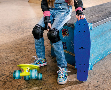 CRANE Skateboard