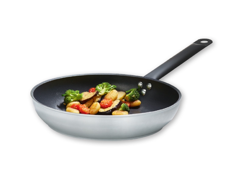 Greblon 24/28cm Aluminium Frying Pan