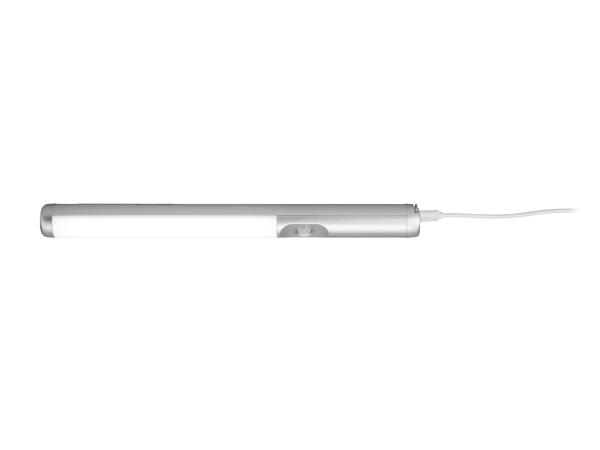 Cordless under-cabinet light
