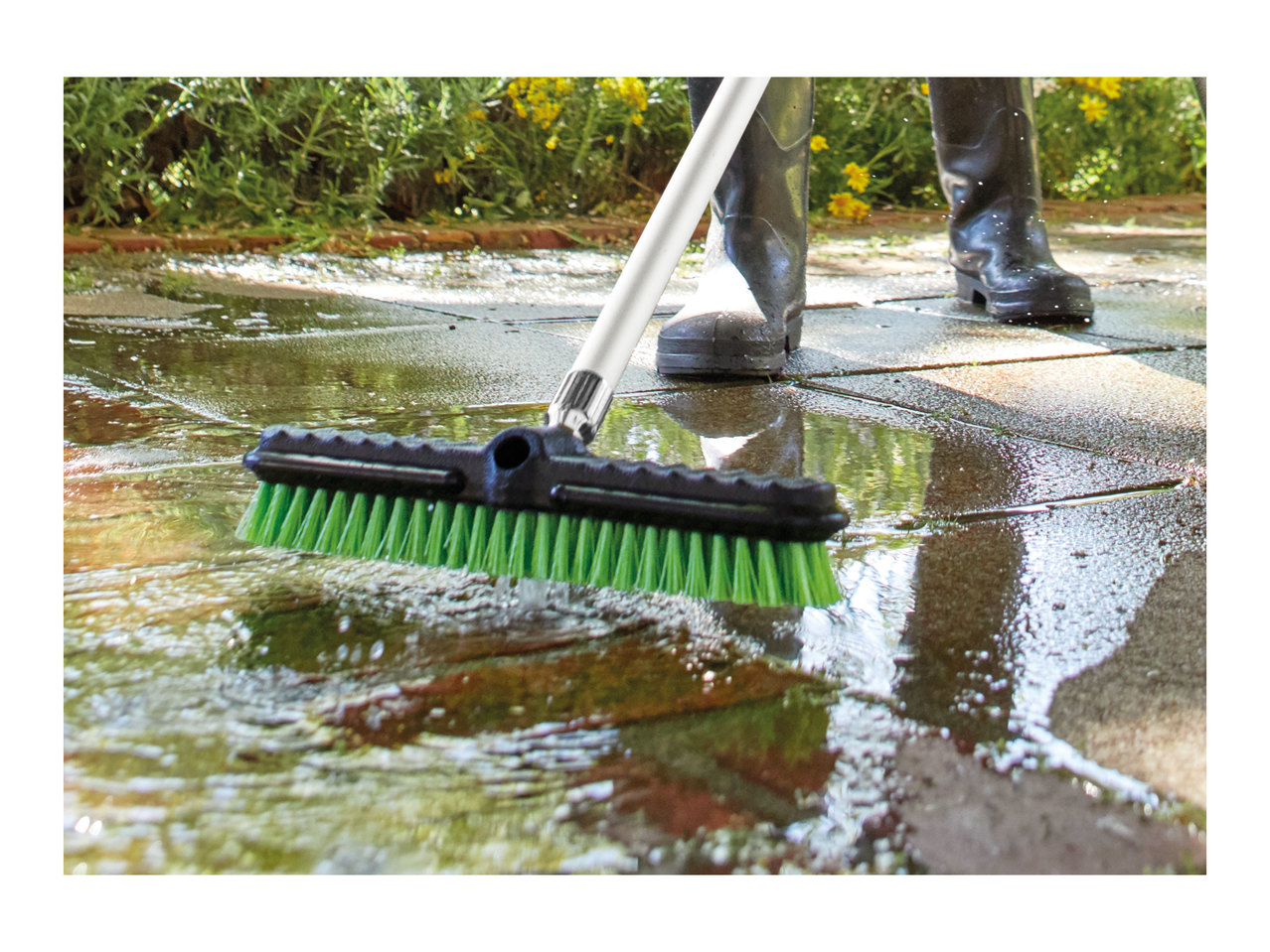 Florabest Water-Fed Broom Set1