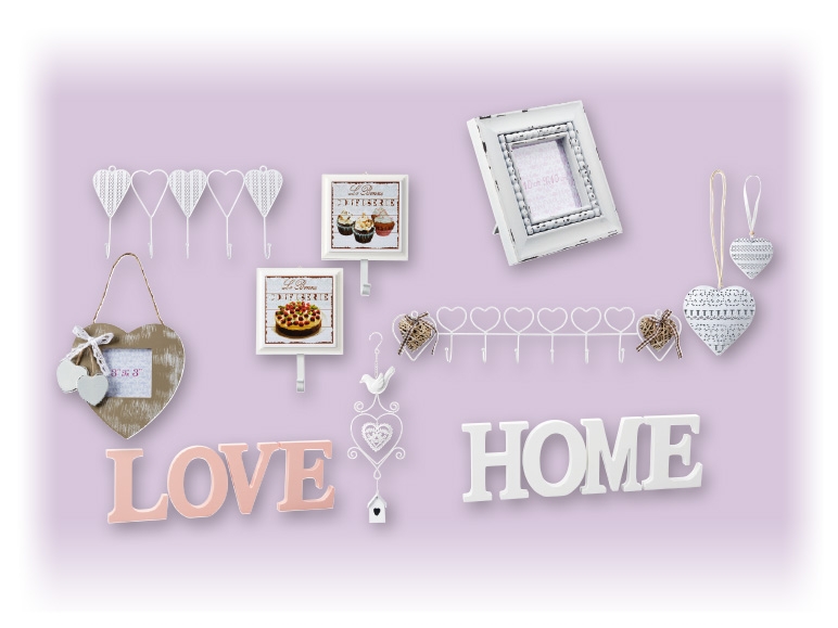 Melinera(R) Assorted Vintage Decorations