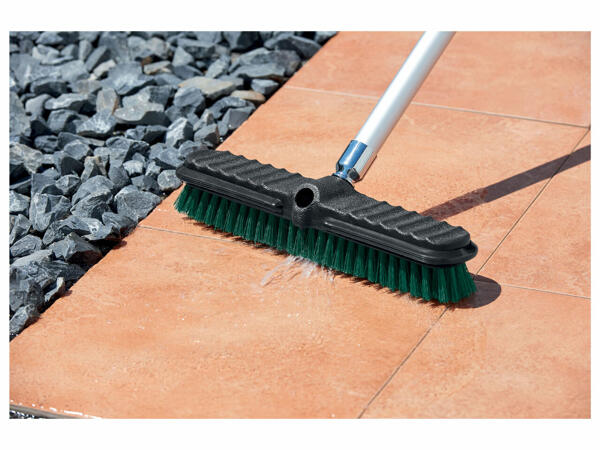 Water-Fed Broom Set