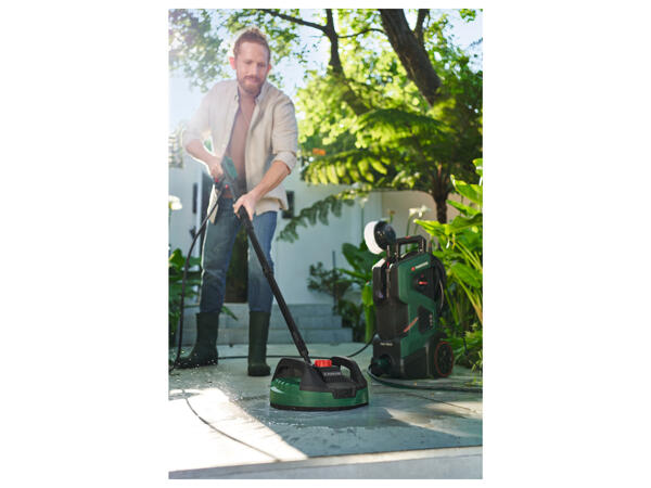 2400W Pressure Washer