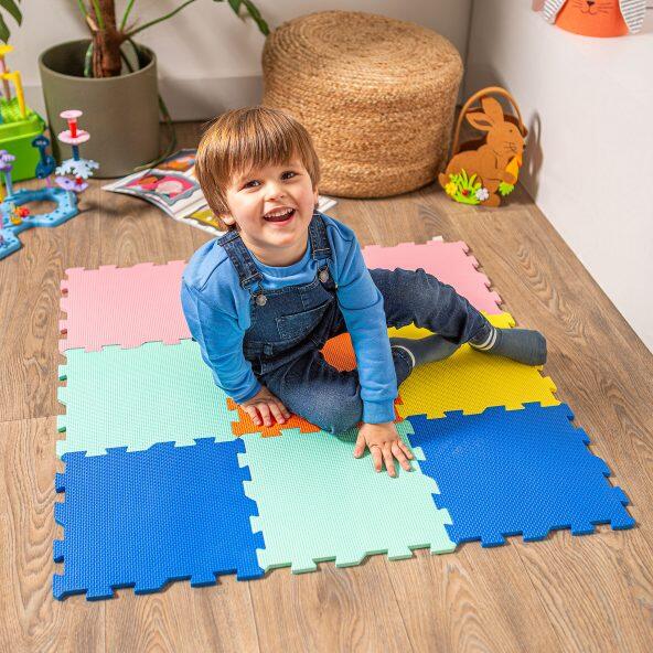 PLAYLAND(R) 				Tapis puzzle