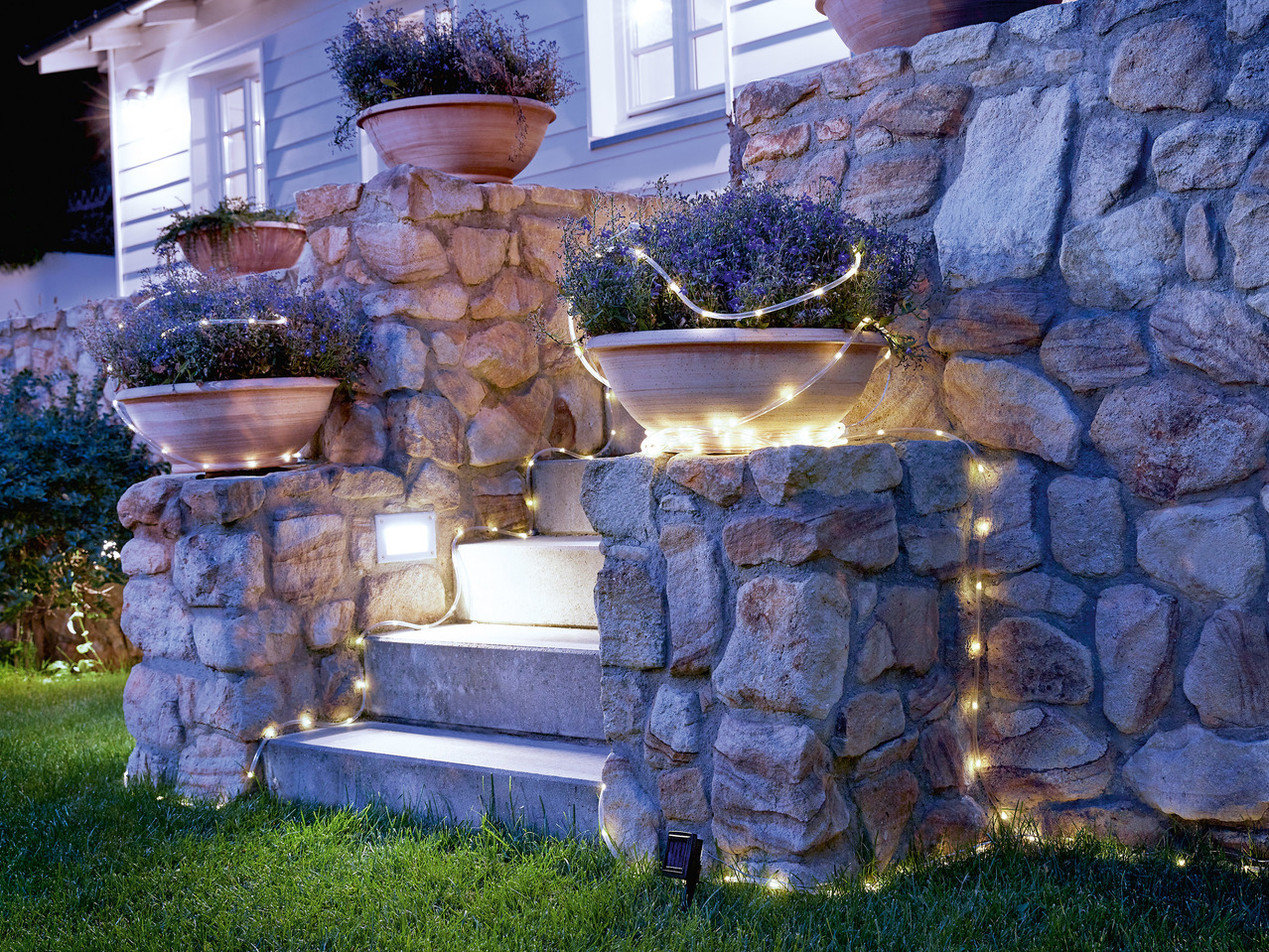 Melinera Solar LED Rope Light1