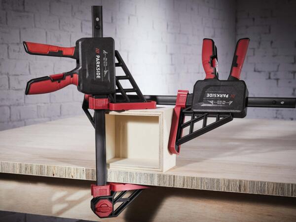 One-Handed Bar Clamps