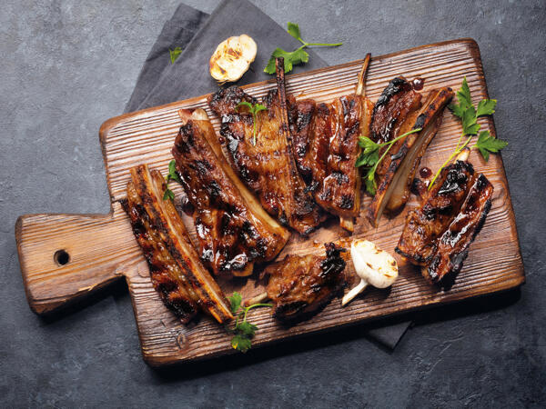 Frische BBQ Ribs mariniert