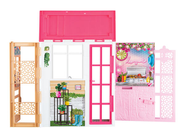 Barbie Holiday House