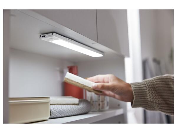 Cordless under-cabinet light