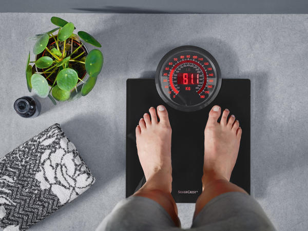 Speedometer Bathroom Scale with Engine Sound
