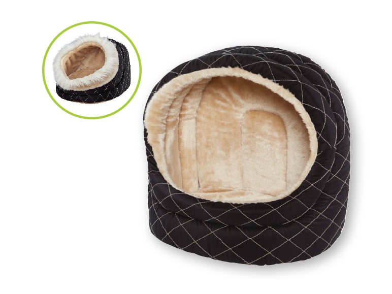 Zoofari Hooded Cat Bed