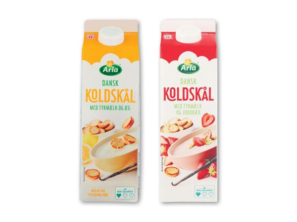 Koldskål med tykmælk eller jordbær