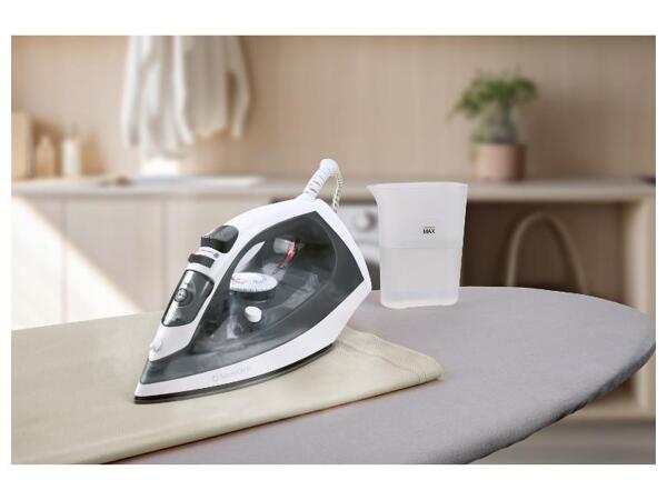 Napařovací žehlička SDB 1600 B4