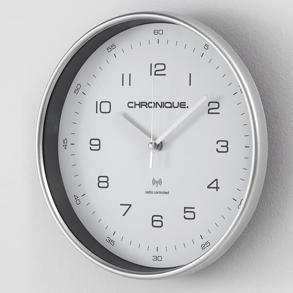Funk-Wanduhr