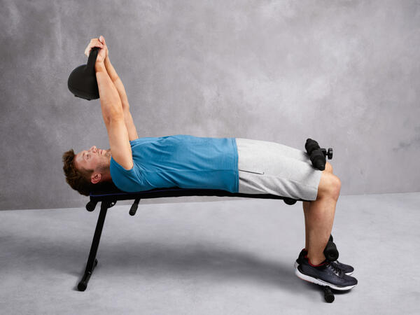 POSILOVACÍ ČINKA KETTLEBELL