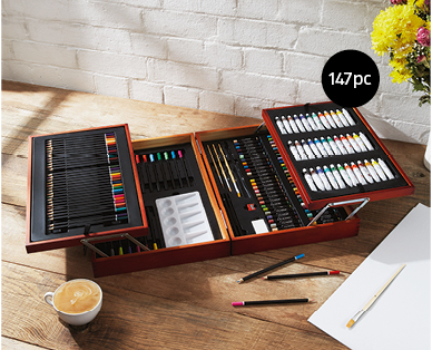 Deluxe Wooden Art Box 147pc Set
