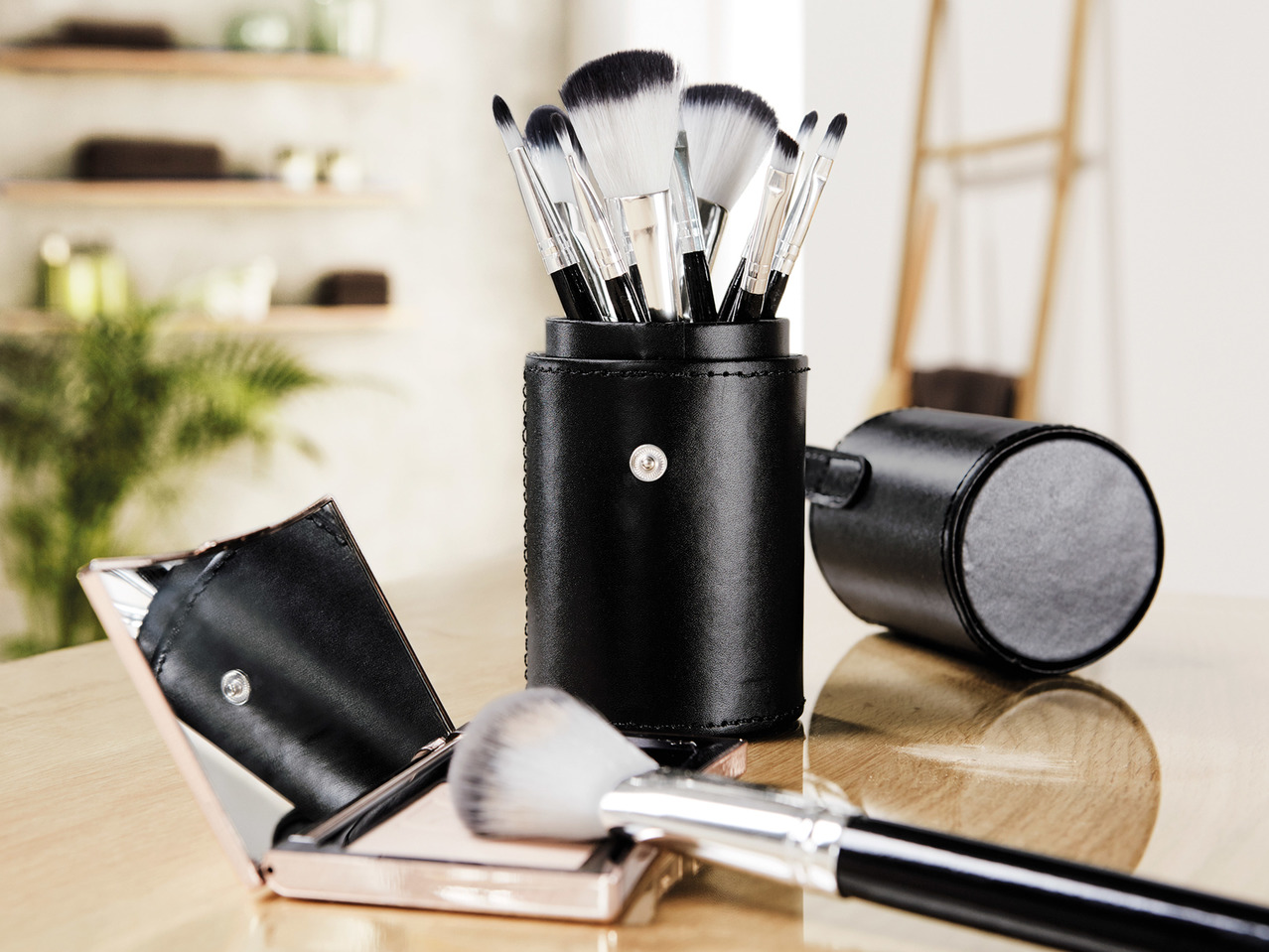 Miomare Professional Cosmetic Brush Set1