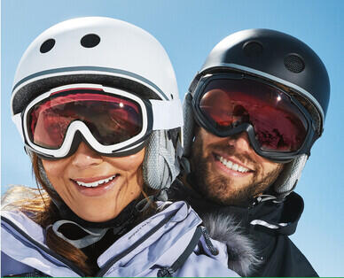 Adult's Ski Helmet