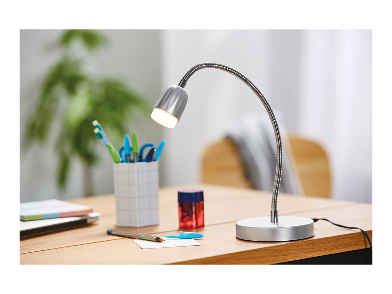 Livarno Lux LED Desk Lamp1