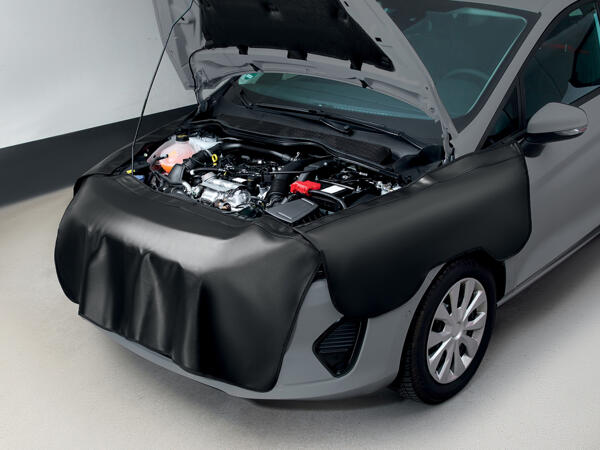 Car Fender Covers or Car Repair Mat