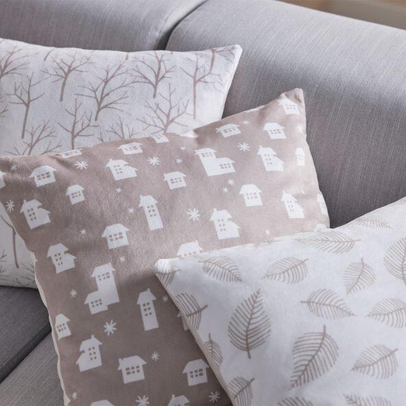 HOME CREATION(R) 				Housse de coussin de Noël, 3 pcs