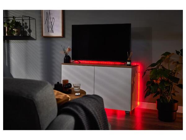 Barevný LED pásek, 5 m