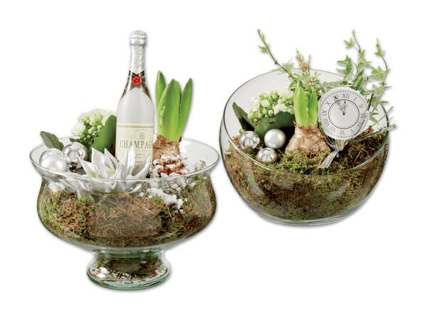 Silvesterarrangement in Glasschale