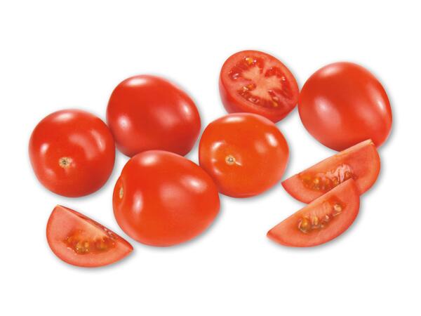 Danske cherrytomater i spand