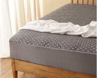 Bamboo Charcoal Mattress Protector – Queen Size