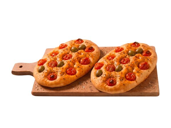 Focaccia aux tomates et olives