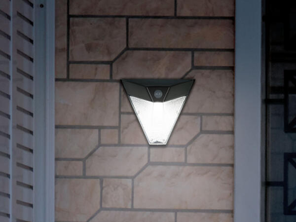 LED Solar Wall Light